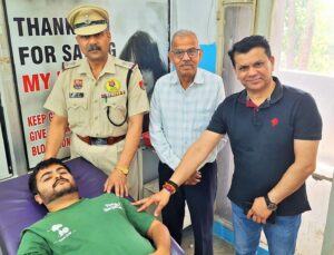 रक्तदान शिविर में उमड़ा सेवा, समर्पण और सामाजिक चेतना का जज़्बा